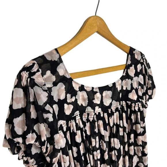 FREE PEOPLE Meg’s All Over Leopard Camo Print Scoop Neck Bubble Hem Blouse - Picture 5 of 11